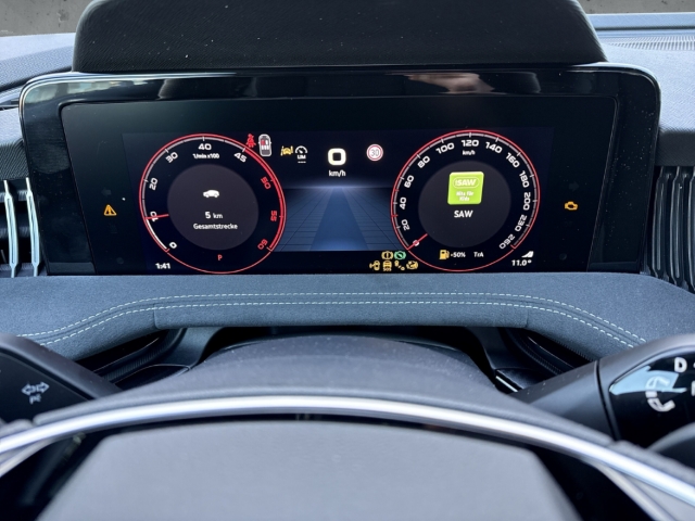 Fahrzeugabbildung SKODA Superb Combi 2.0 TDI DSG SPORTLINE LED e-Sitze