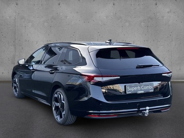 Fahrzeugabbildung SKODA Superb Combi 2.0 TDI DSG SPORTLINE LED e-Sitze