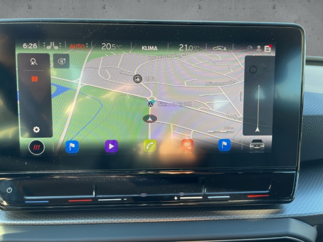 Fahrzeugabbildung SEAT Leon ST 1.5 eTSI DSG Style NAVI LED SHZ LM