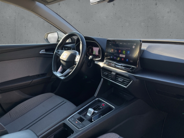 Fahrzeugabbildung SEAT Leon ST 1.5 eTSI DSG Style NAVI LED SHZ LM