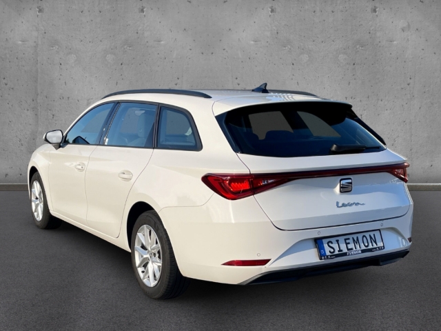 Fahrzeugabbildung SEAT Leon ST 1.5 eTSI DSG Style NAVI LED SHZ LM