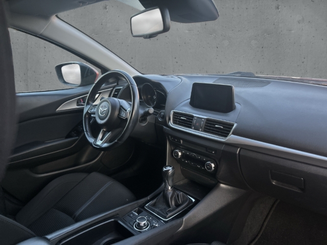 Fahrzeugabbildung Mazda 3 LenkradHZG SHZ Mehrzonenklima Kinders. Vorb.