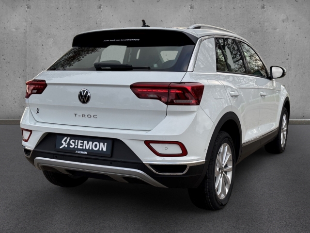 Fahrzeugabbildung Volkswagen T-Roc 1.5 TSI DSG Style LED+ ACC SHZ PDC AppConn