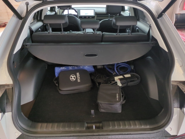 Fahrzeugabbildung Hyundai IONIQ 5 77,4kWh 2WD TECHNIQ Panorama Assist-P. el.Heckklappe Navi Digitales Cockpit