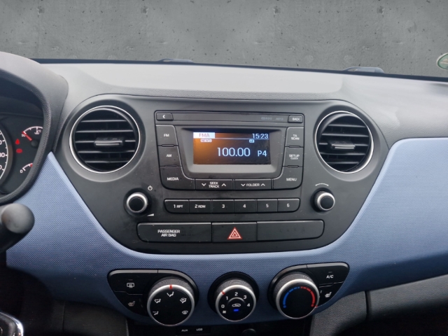 Fahrzeugabbildung Hyundai i10 1.2 Trend Klima SHZ GRA LHZ ISOFIX