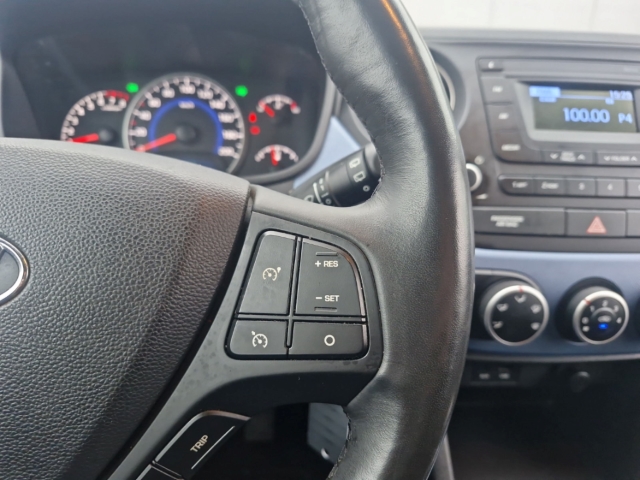 Fahrzeugabbildung Hyundai i10 1.2 Trend Klima SHZ GRA LHZ ISOFIX