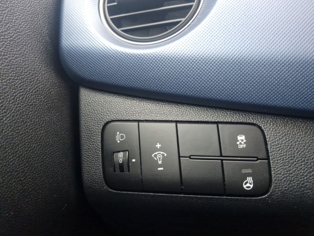 Fahrzeugabbildung Hyundai i10 1.2 Trend Klima SHZ GRA LHZ ISOFIX