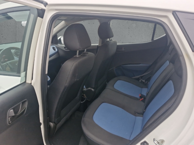 Fahrzeugabbildung Hyundai i10 1.2 Trend Klima SHZ GRA LHZ ISOFIX