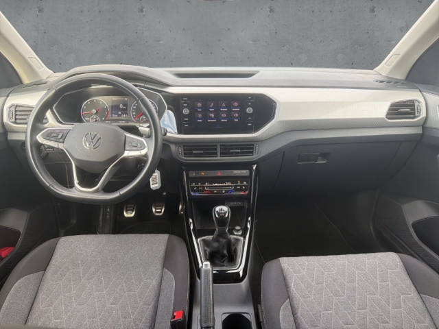 Fahrzeugabbildung Volkswagen T-Cross 1.0 TSI MOVE SHZ AppConnect AHK PDC Klim