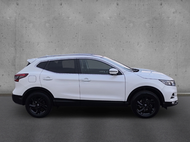 Fahrzeugabbildung Nissan Qashqai 1.3 DIG-T N-Connecta 1.Hand Navi Pano LED Kam360 PDC SHZ