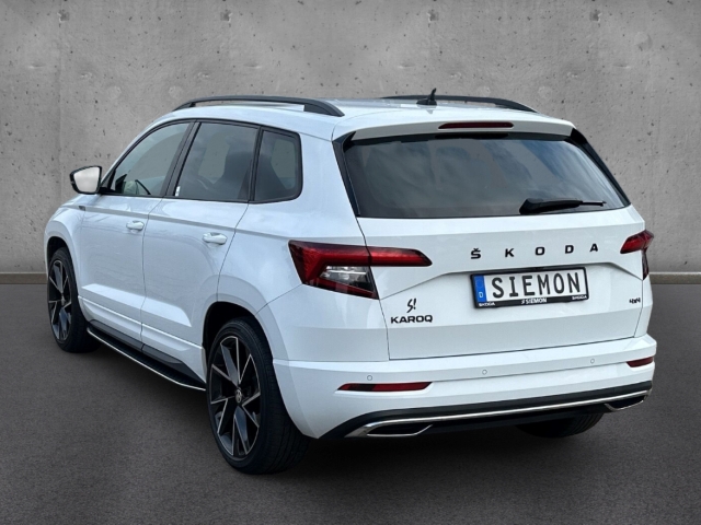 Fahrzeugabbildung SKODA Karoq 2.0 TSI 4x4 DSG Sportline Navi ACC Kamera