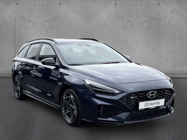 Fahrzeugabbildung Hyundai i30 FL Kombi MY25 1.5 MT N-Line Sitz-P Navi Digitales Cockpit LED Apple