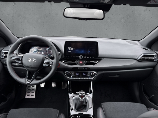 Fahrzeugabbildung Hyundai i30 FL Kombi MY25 1.5 MT N-Line Sitz-P Navi Digitales Cockpit LED Apple