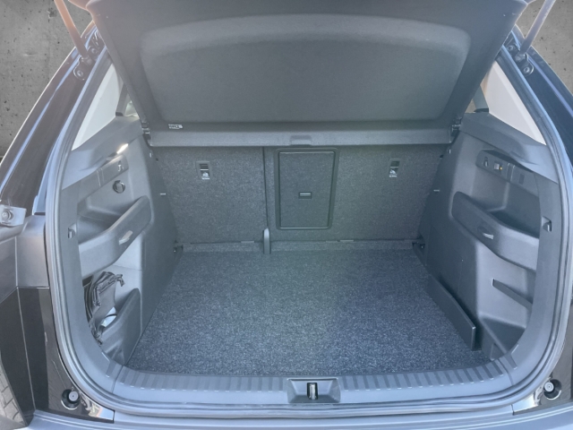 Fahrzeugabbildung SKODA Elroq 50 TOUR Clever-Paket AHK LED Navi PDC Klima