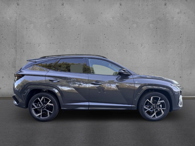 Fahrzeugabbildung Hyundai TUCSON FL HEV MY25 1.6 2WD N-Line Assist-P Panoramadach HUD Navi Digitales Cockpit Soundsystem