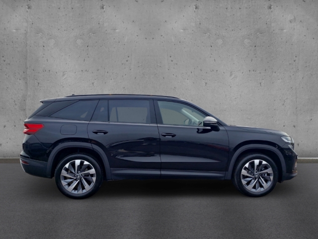 Fahrzeugabbildung SKODA Kodiaq 1.5 TSI iV SELECTION ACC SHZ KESSY AHK KAMERA