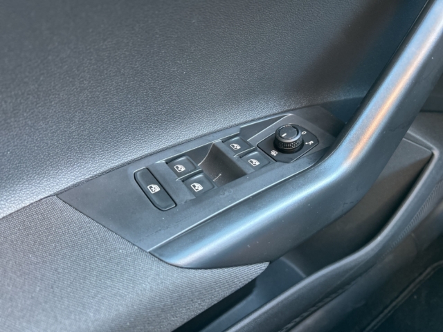 Fahrzeugabbildung Volkswagen Polo 1.0 LED Klima PDC AppConnect DAB+