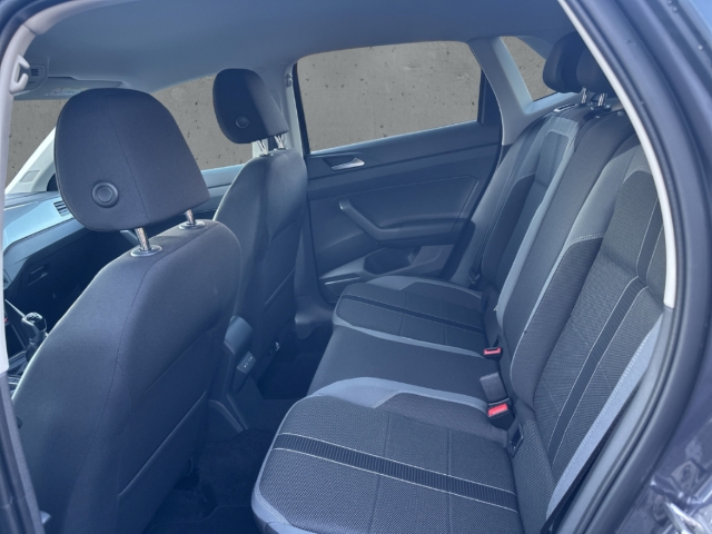 Fahrzeugabbildung Volkswagen Polo 1.0 TSI Style IQ.LIGHT SHZ PDC AppConnect