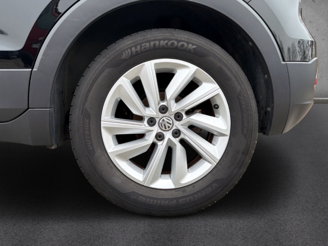 Fahrzeugabbildung Volkswagen T-Cross 1.0 TSI Life ACC Klimaauto SHZ BlindSpot