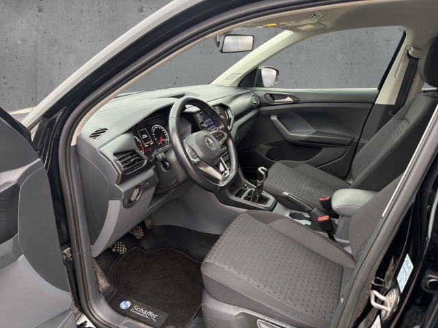 Fahrzeugabbildung Volkswagen T-Cross 1.0 TSI Life ACC Klimaauto SHZ BlindSpot