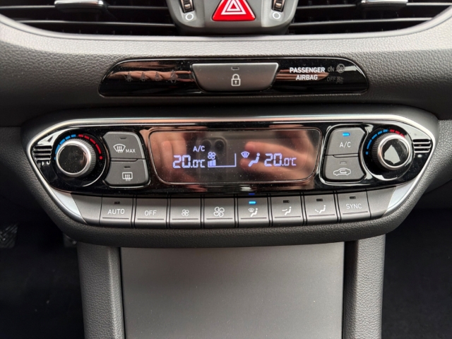 Fahrzeugabbildung Hyundai i30 Fastback 1.6 CRDi Style