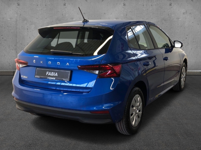Fahrzeugabbildung SKODA Fabia 1.0 TSI Ambition LED Klima SHZ GRA SmartLink