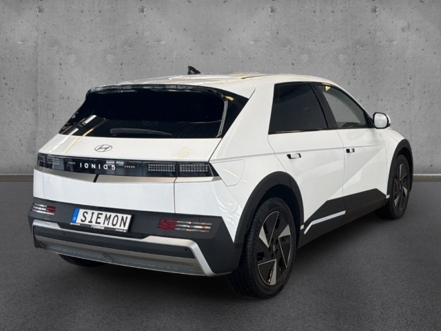 Fahrzeugabbildung Hyundai IONIQ 5 FL MY26 84kWh 2WD CENTRIQ Navi Digitales Cockpit LED ACC El. Heckklappe Apple CarPlay