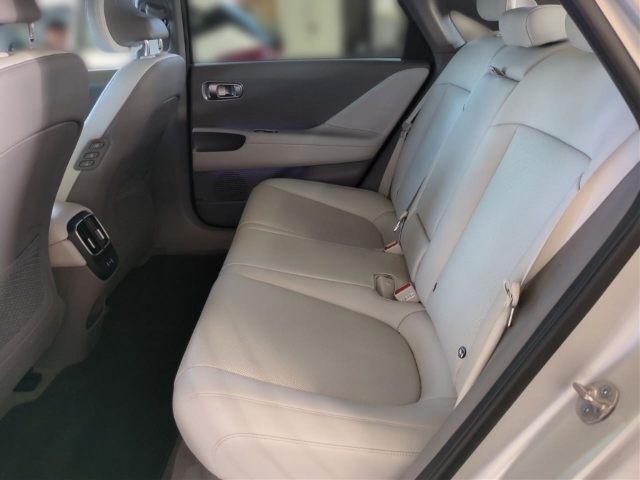 Fahrzeugabbildung Hyundai IONIQ 6 77,4kWh 2WD UNIQ HUD Navi Digitales Cockpit Memory Sitze Soundsystem Bose