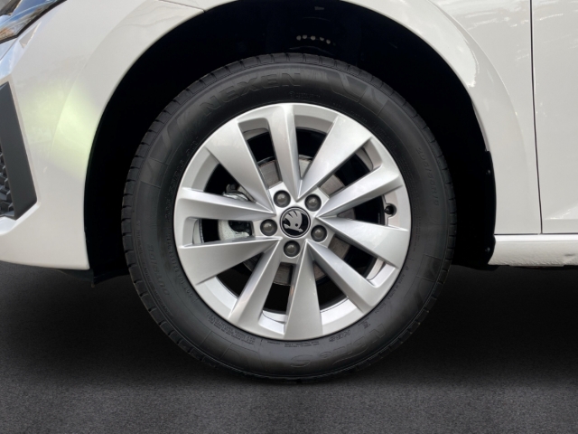 Fahrzeugabbildung SKODA Scala TSI SELECTION LED KLIMA SHZ PDC LM