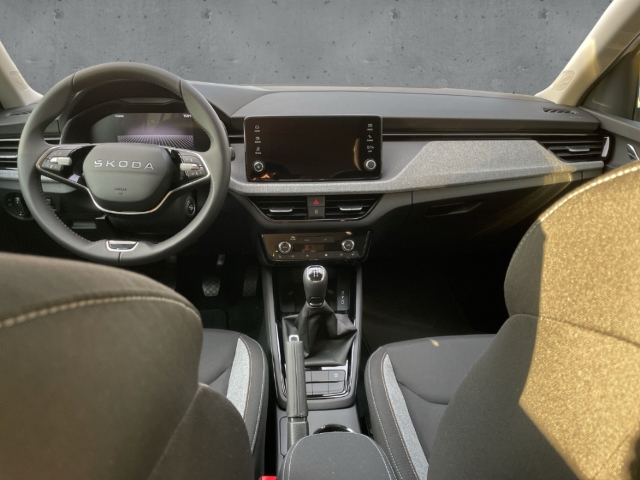 Fahrzeugabbildung SKODA Scala TSI SELECTION LED KLIMA SHZ PDC LM