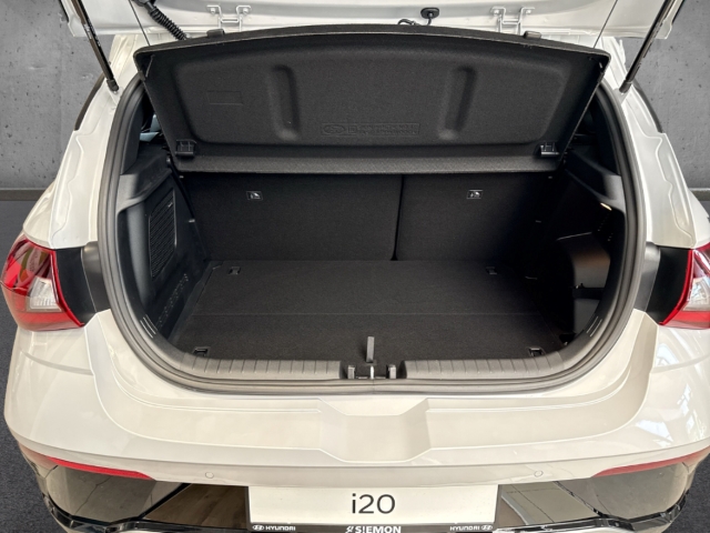 Fahrzeugabbildung Hyundai i20 FL MY26 1.0 T-GDI MT Blackline Navi Soundsystem Bose LED Apple CarPlay Android Auto