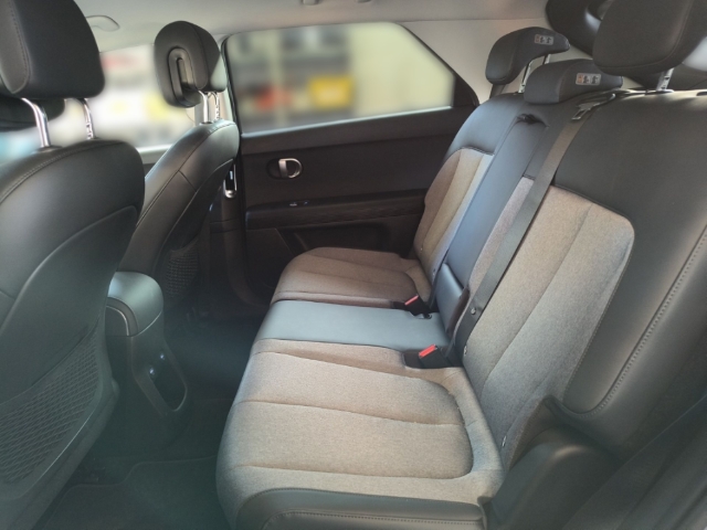 Fahrzeugabbildung Hyundai IONIQ 5 77,4kWh 2WD MY24 TECHNIQ Assist-P Bose 20LM el.Heckklappe Navi Digitales Cockpit