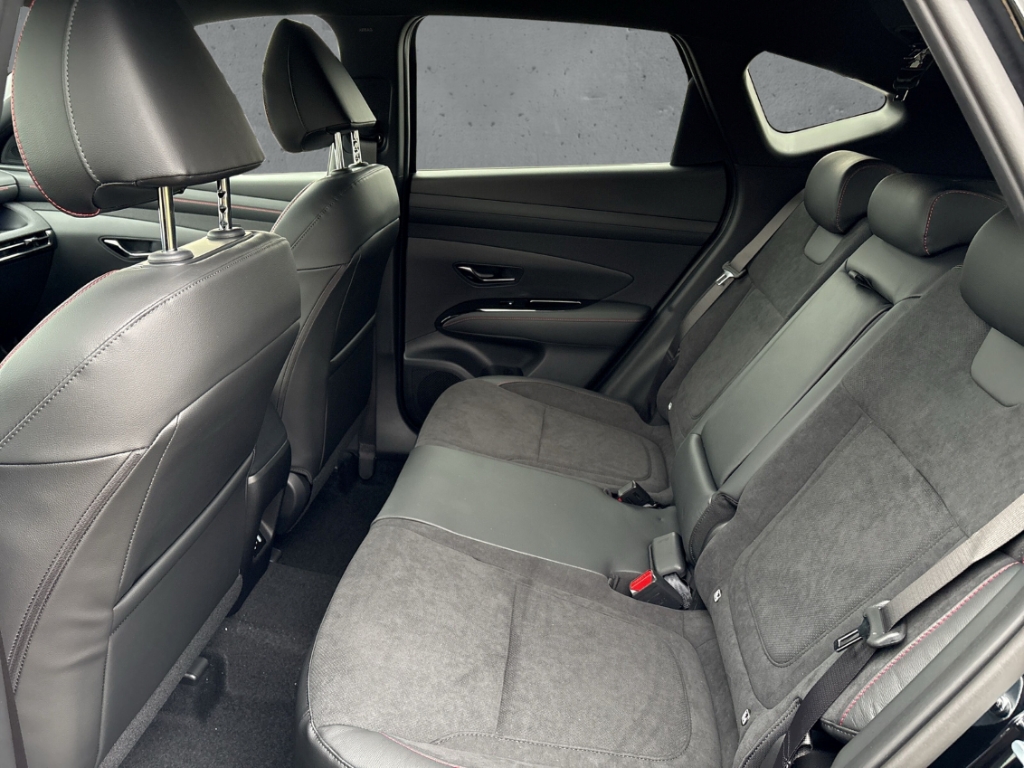 Fahrzeugabbildung Hyundai TUCSON FL MY26 1.6 HEV AT 2WD N-Line Navi Digitales Cockpit LED ACC