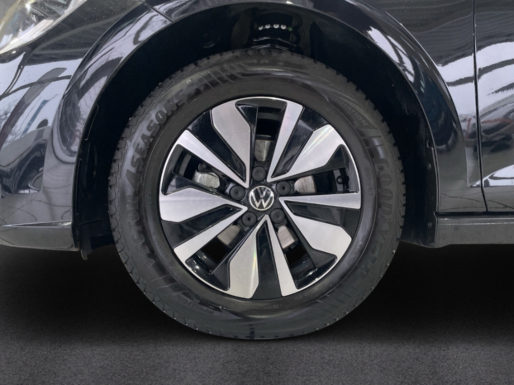 Fahrzeugabbildung Volkswagen Polo VI 1.0 TSI Goal LED ACC SHZ PDCv+h RKamera