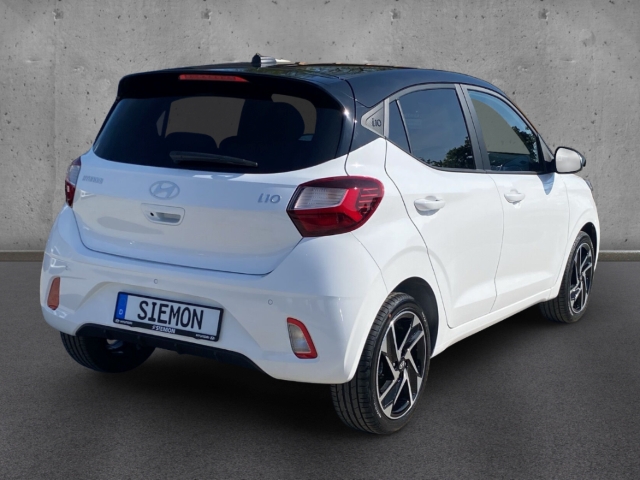 Fahrzeugabbildung Hyundai i10 FL MY25 1.2 Prime Navi Dachlackierung Apple CarPlay Android Auto DAB SHZ LenkradHZG