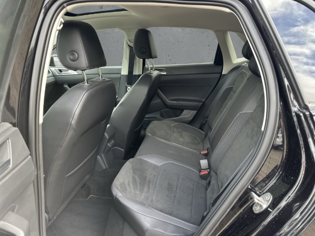 Fahrzeugabbildung Volkswagen Polo 1.0 TSI DSG Style AHK IQ.LIGHT Pano Nav ACC