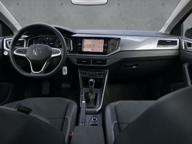 Fahrzeugabbildung Volkswagen Polo 1.0 TSI DSG Style AHK IQ.LIGHT Pano Nav ACC