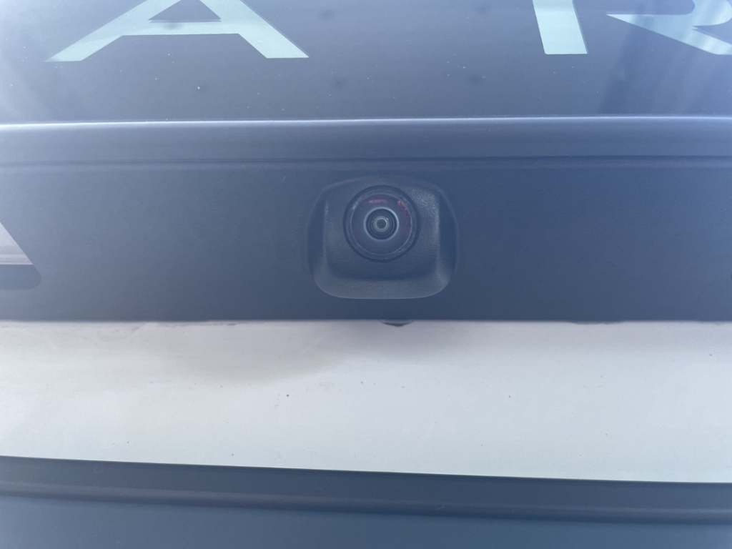 Fahrzeugabbildung Hyundai STARIA HEV 1.6 T-GDI AT 2WD Trend MY25 9-Sitzer Navi Digitales Cockpit LED