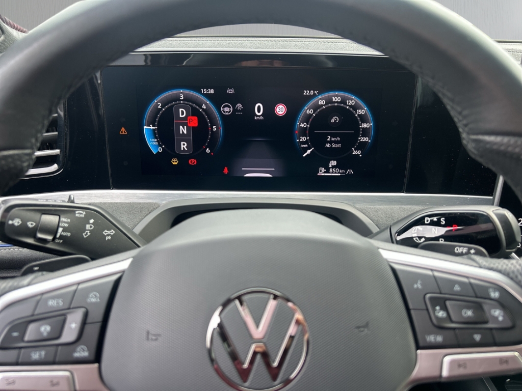 Fahrzeugabbildung Volkswagen Passat Variant 2.0 TDI R-line ACC SHZ R-Kam Matrix LED