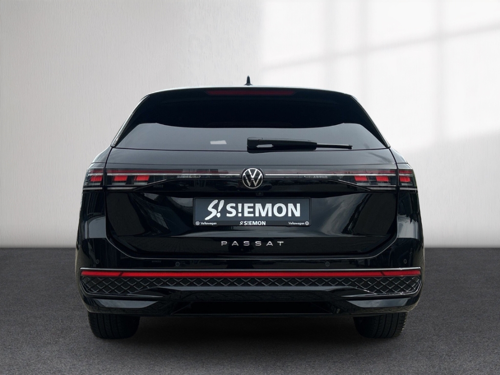 Fahrzeugabbildung Volkswagen Passat Variant 2.0 TDI R-line ACC SHZ R-Kam Matrix LED