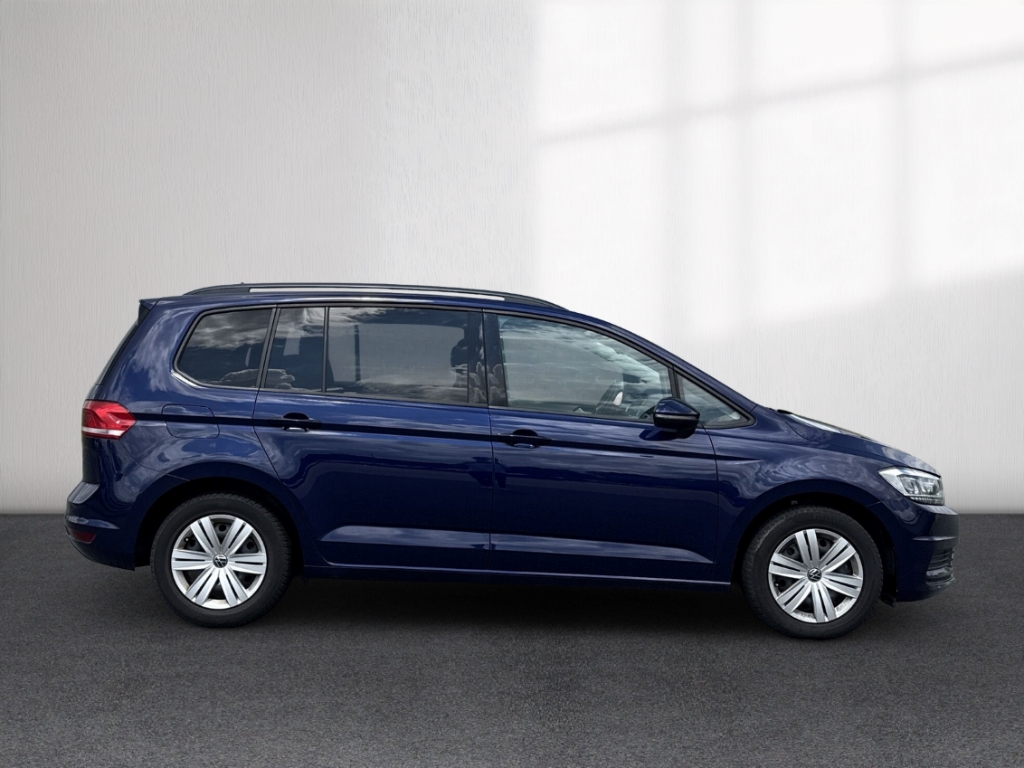 Fahrzeugabbildung Volkswagen Touran 2.0 TDI DSG Comfortline LED SHZ NAVI ergoActive Soundsys R-Kam