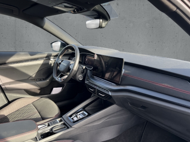 Fahrzeugabbildung SKODA Octavia Combi TSI DSG RS MatrLED Nav CANTON elHe