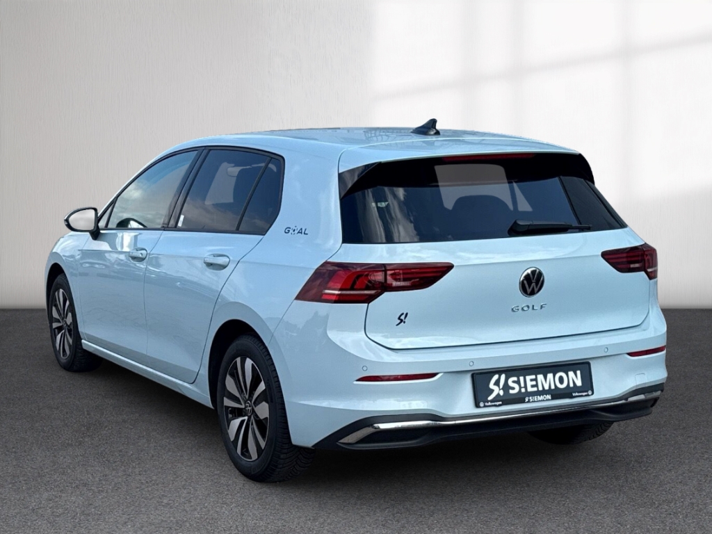Fahrzeugabbildung Volkswagen Golf ACC Start-Stop PDC Mehrzonenklima LED ABS