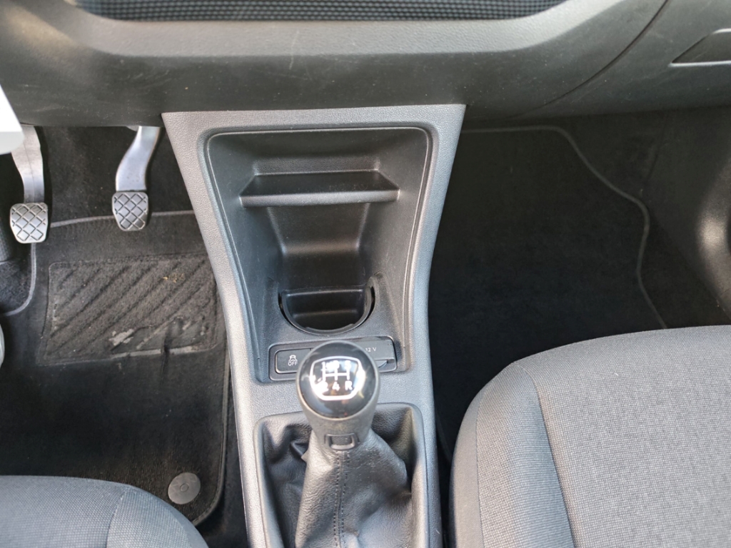Fahrzeugabbildung Volkswagen up! 1,0 BMT move Temp PDC Klima BT