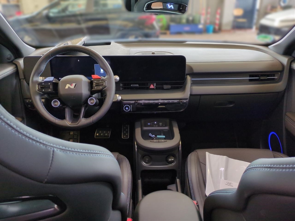 Fahrzeugabbildung Hyundai IONIQ 5 4WD 84kWh N-Performance HUD Navi Digitales Cockpit Sportpaket Soundsystem