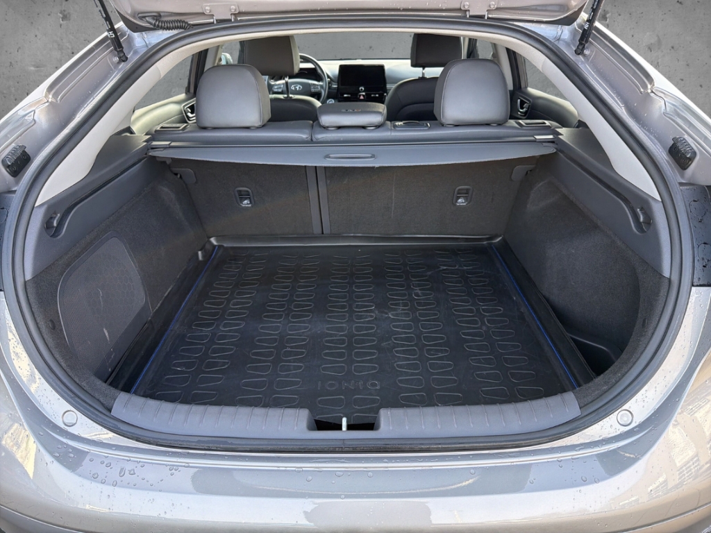 Fahrzeugabbildung Hyundai IONIQ FL 1.6 GDi Hybrid DCT PREMIUM Navi Leder Digitales Cockpit Soundsystem Klimasitze