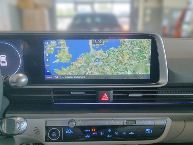 Fahrzeugabbildung Hyundai IONIQ 6 77,4kWh 4WD UNIQ Digi-Spiegel HUD Navi Digitales Cockpit Memory Sitze Soundsystem Bose