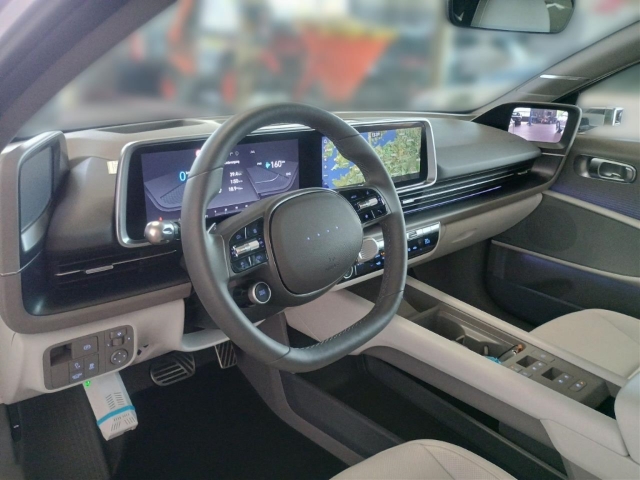 Fahrzeugabbildung Hyundai IONIQ 6 77,4kWh 4WD UNIQ Digi-Spiegel HUD Navi Digitales Cockpit Memory Sitze Soundsystem Bose