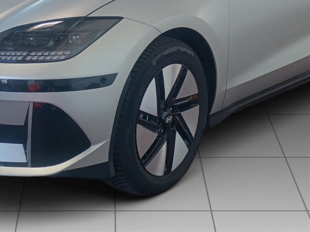 Fahrzeugabbildung Hyundai IONIQ 6 77,4kWh 4WD UNIQ Digi-Spiegel HUD Navi Digitales Cockpit Memory Sitze Soundsystem Bose