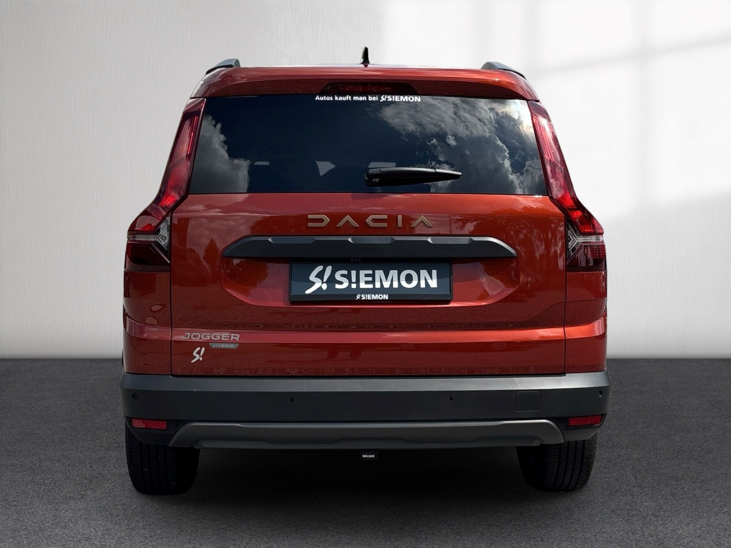 Fahrzeugabbildung Dacia Jogger Extreme 1.5 Hyb AHK SHZ RFK 7Sitze 8-fach